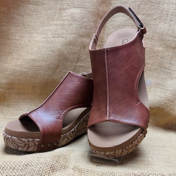 Corkeys Carley Wedges With Floral Accents - Picture 2 of 8